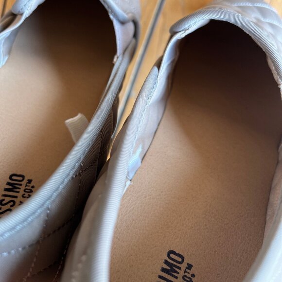 EUC Mossimo Women’s 8 Tan Khaki Quilted Slip On Shoe Sneaker Size 8 - Picture 7 of 11